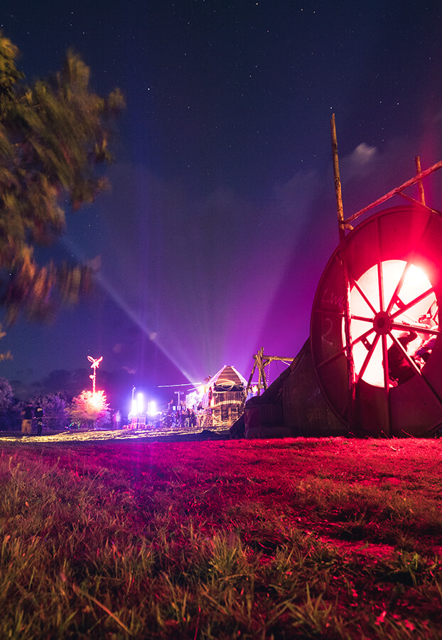 Eine Nachtaufnahme des Bachblyten Festivals.